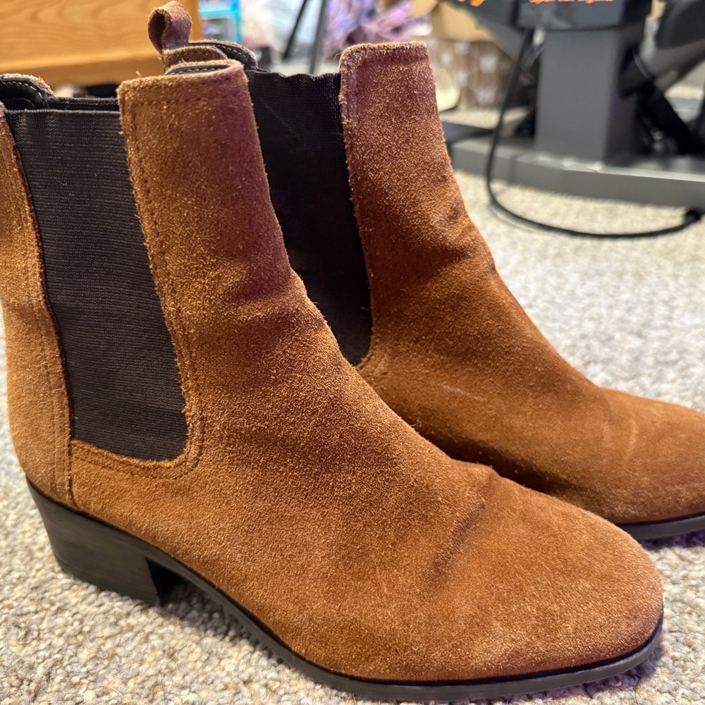 Kenneth Cole Reaction Brown Suede Ankle Boots- Salt Chelsea Boot